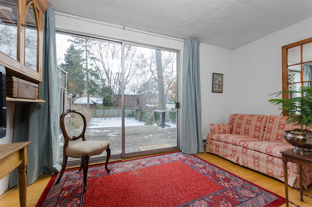 Family Room - 145 Rose Park