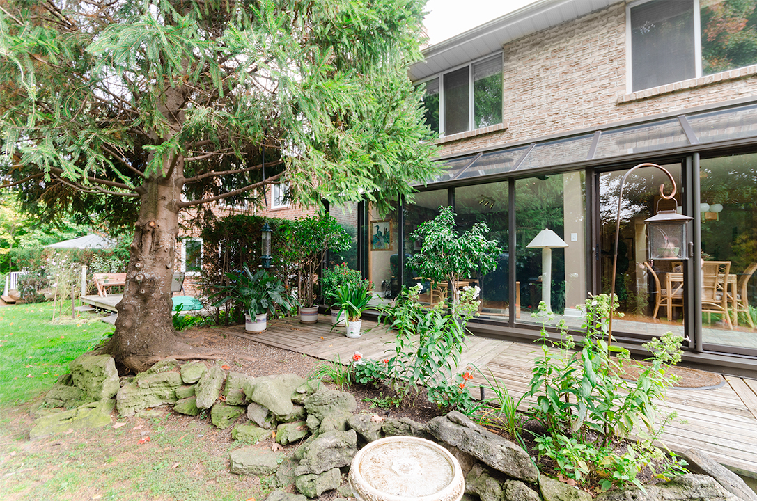 Back deck and solarium - 16 MacPhail court | Home for Sale | Jethro Seymour, one of the Top Davisville Real Estate Broker