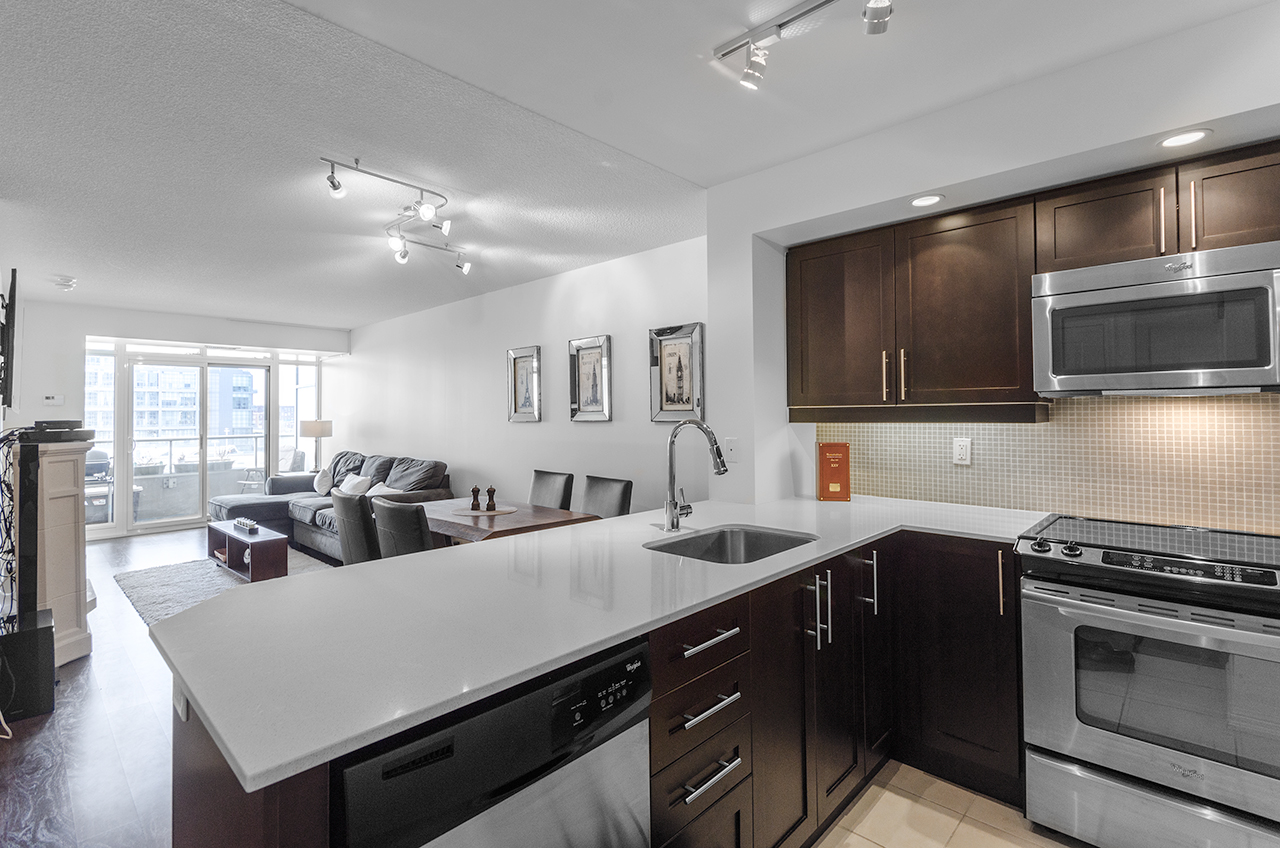 85 East Liberty Street, Suite 802 | Home for sale in Davisville Village by Top 1% real estate Broker Jethro Seymour. Buying or selling call for expert advice - 416-712-0767