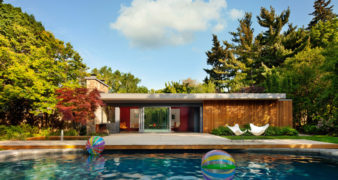 A mid-century era pool house redesign in Toronto